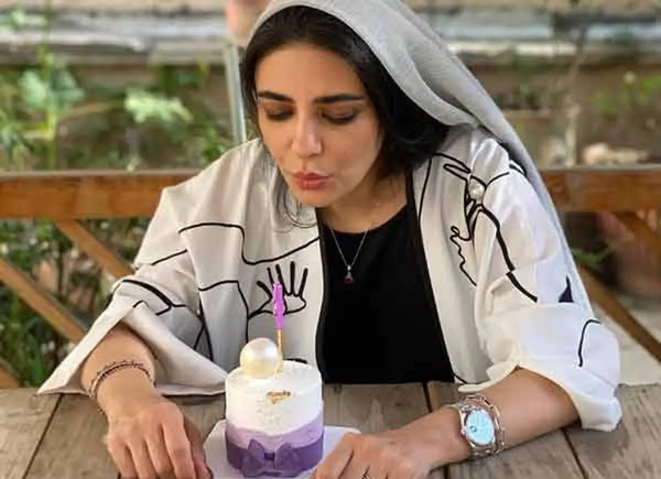 عکس پدر و مادر لیندا کیانی