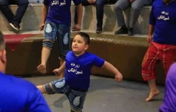 عکس پدر مادر طاها بهمنی