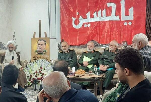 عکس پدر شهید نیلفروشان