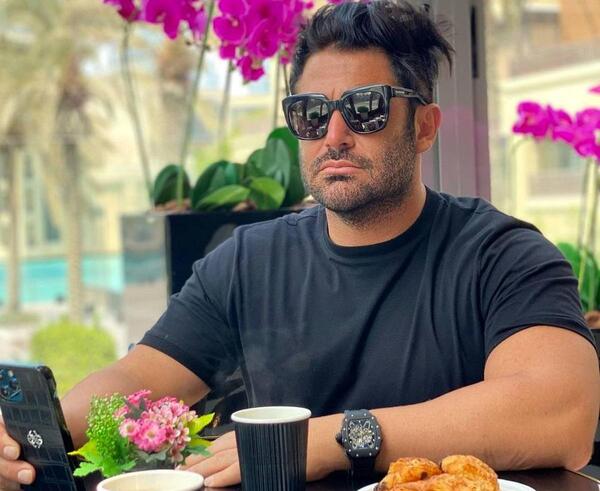 عکس پدر شدن محمدرضا گلزار