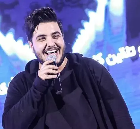 عکس پدر مادر آرون افشار