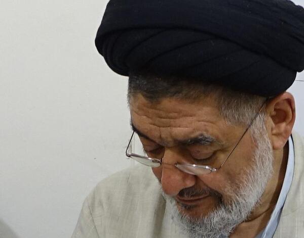 عکس پدر و مادر خمینی در موزه لندن