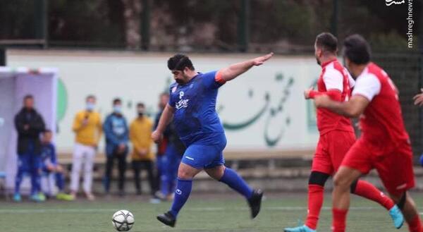 عکس بهنام بانی با لباس ورزشی