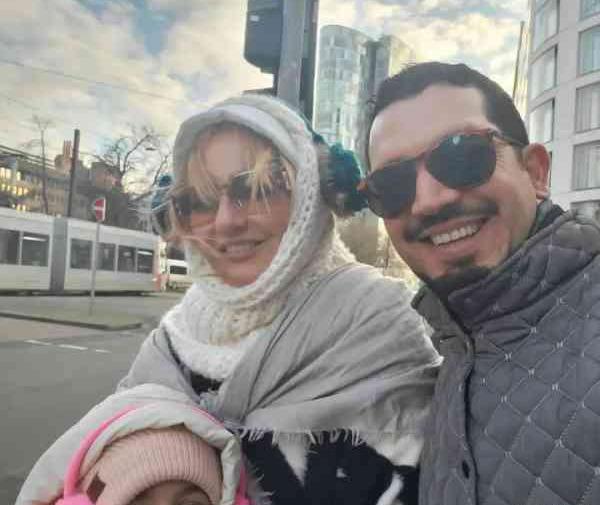 عکس مهناز افشار و همسرش در خارج