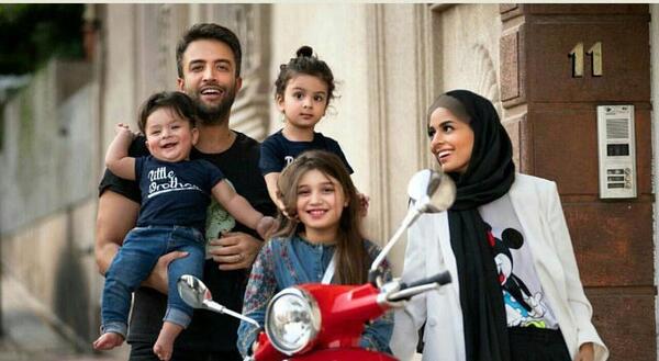 عکس جدید بنیامین بهادری و فرزندانش