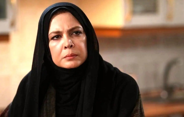 بیوگرافی و عکس بیتا فرهی
