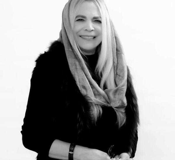 بیوگرافی و عکس بیتا فرهی