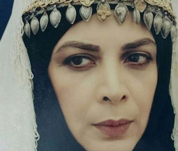 بیوگرافی و عکس بیتا فرهی