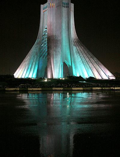 عکس از باران در شب