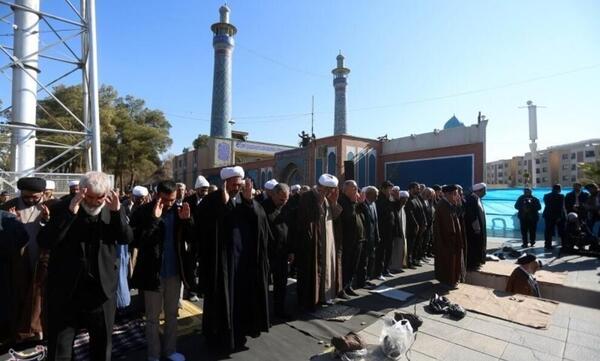 عکس از نماز باران