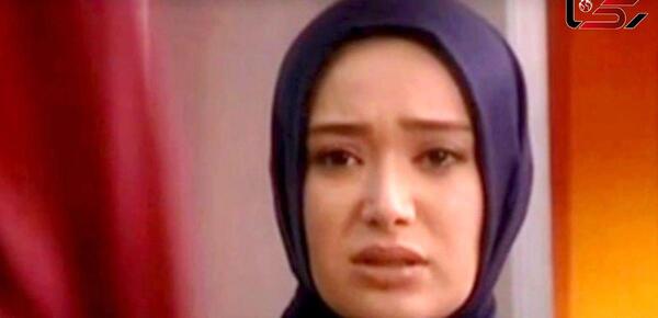 عکس بازیگر بیتا در فاصله ها