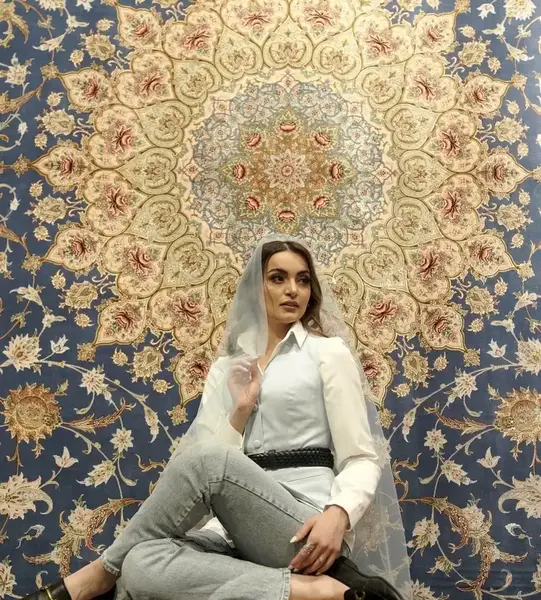 عکس بازیگر نقش بیتا در اوای باران