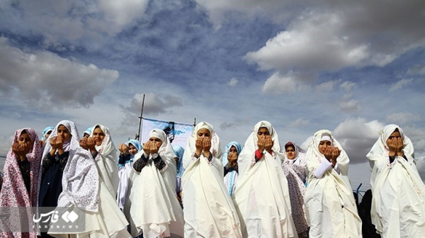 دانلود عکس نماز باران
