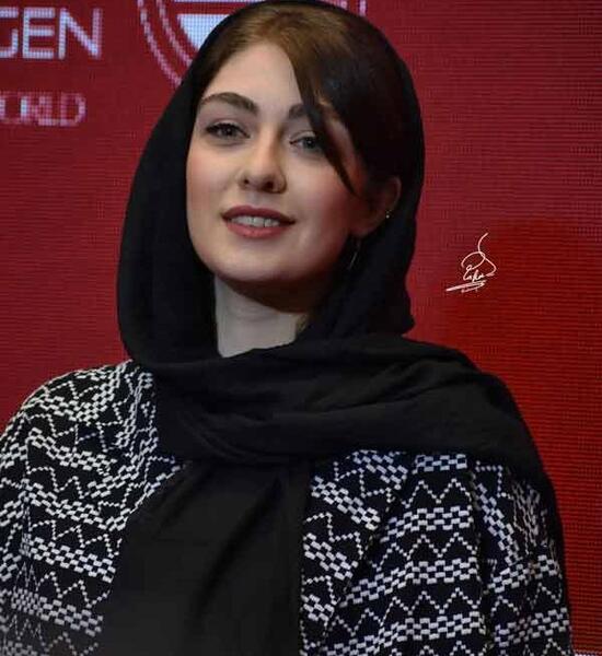 عکس باران فیلم گردن زنی