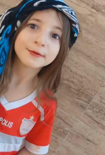 عکس گوینده باران بهرامی
