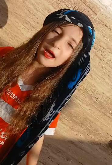 عکس گوینده باران بهرامی