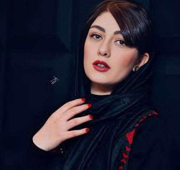 عکس باران در فیلم گردن زنی