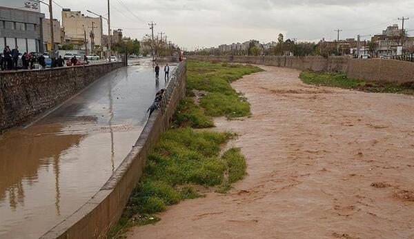 عکس باران شیراز فلکه هنگ