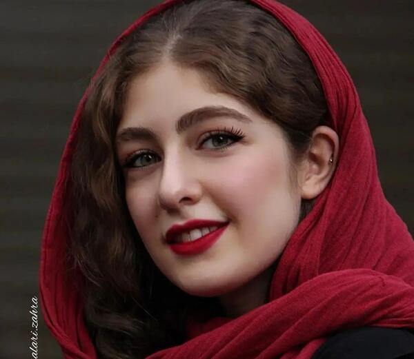 عکس باران در سریال گردن زنی