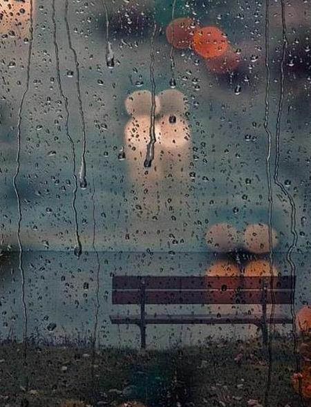 عکس پروفایل باران روی شیشه