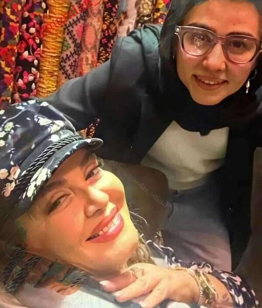 عکس جدید بهاره رهنما با مادرش