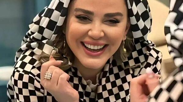 عکس جدید بهاره رهنما با مادرش