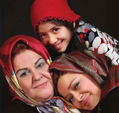 عکس جدید بهاره رهنما با مادرش