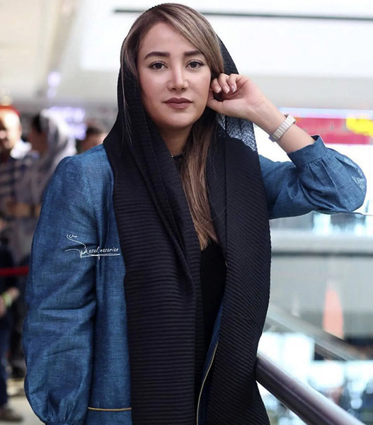 عکس بهاره افشاری با برادرش