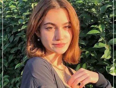 عکس بشرا در فیلم بابا