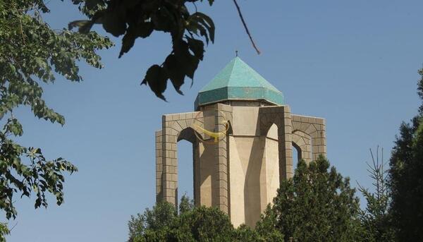 عکس بابا طاهر همدان