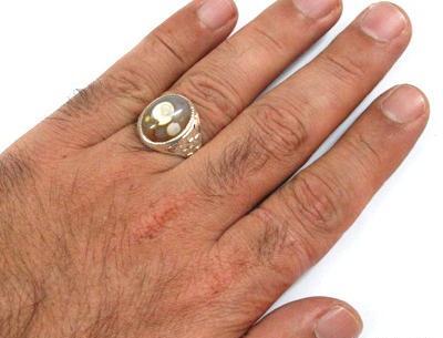 عکس انگشتر باباقوری دو چشم