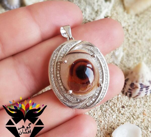 عکس گردنبند باباقوری
