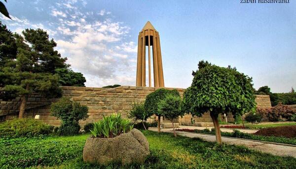 عکس بابا طاهر مشهد