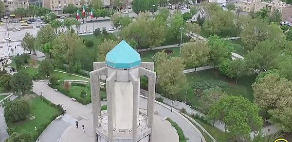 عکس میدان باباطاهر همدان