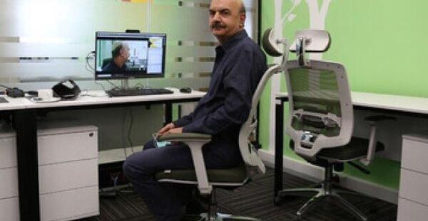 عکس خوشگل بابا در مهمانی