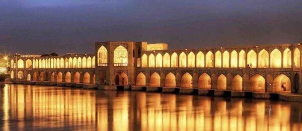 عکس بابا رکن الدین اصفهان