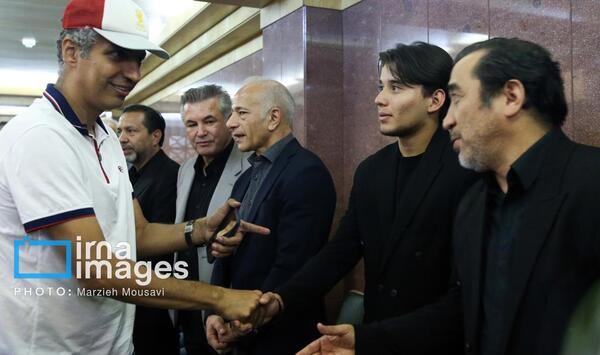 عکس بابا خداداد عزیزی