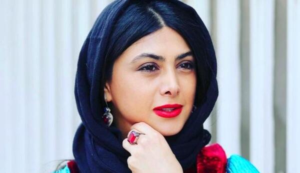 عکس بچگی های آزاده صمدی