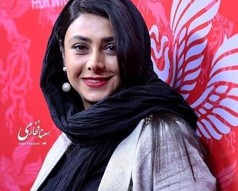عکس های بی حجاب آزاده صمدی