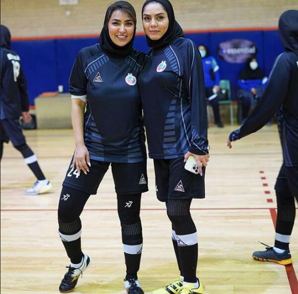 عکس آزاده زارعی و پدرش
