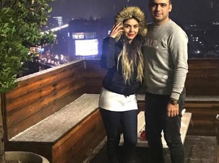 عکس آزاده زارعی و پدرش