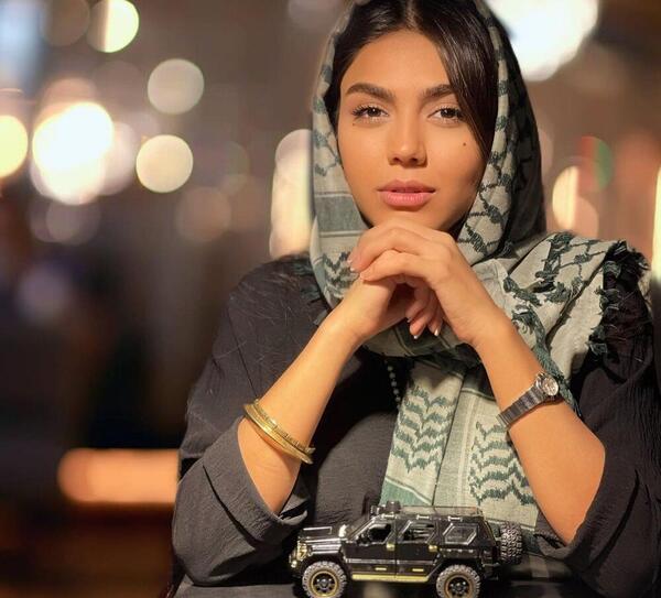 عکس آزاده زارعی بازیگر