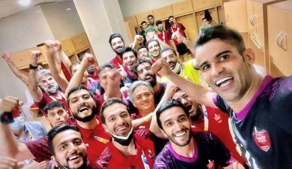عکس عیسی آل کثیر در پرسپولیس
