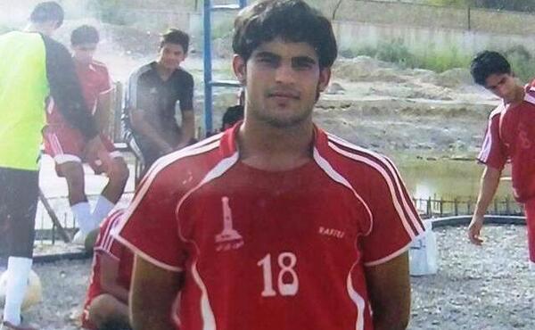 عکس عیسی آل کثیر در پرسپولیس
