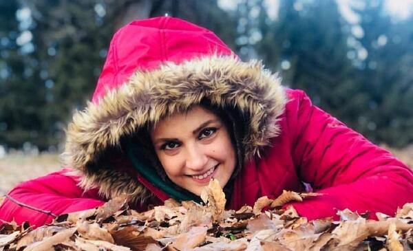 نرگس رنگين عکسهای آزاده آل ایوب وهمسرش
