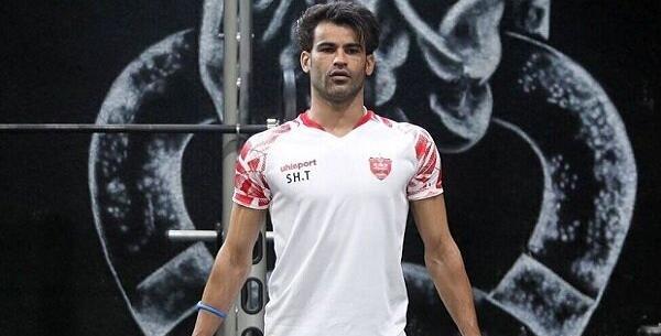عکس های عیسی آل کثیر در پرسپولیس