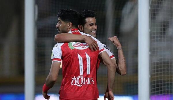 عکس عیسی آل کثیر با لباس پرسپولیس