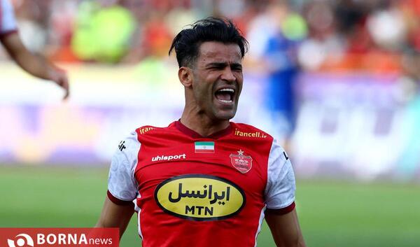 عکس عیسی آل کثیر با لباس پرسپولیس