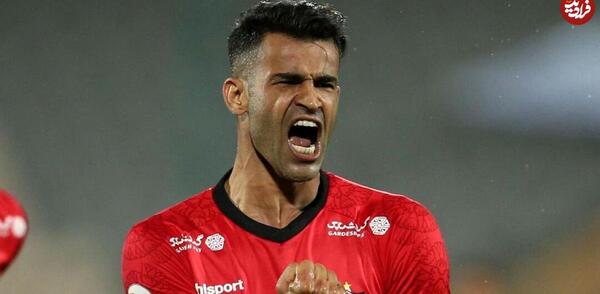 عکس عیسی آل کثیر با لباس پرسپولیس