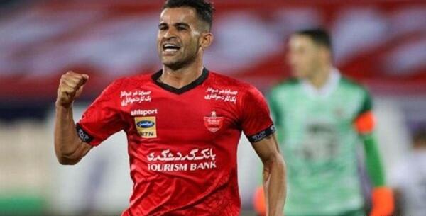 عکس عیسی آل کثیر با لباس پرسپولیس